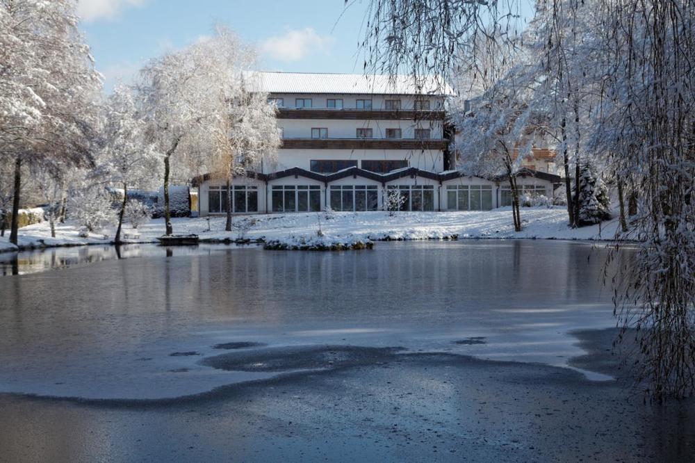 Hotel Zum Hirschen لام المظهر الخارجي الصورة